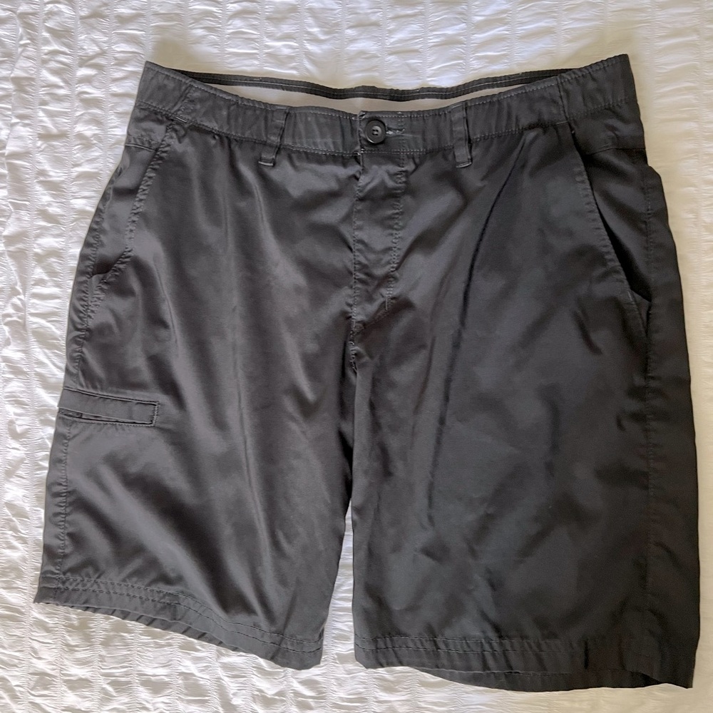 🌸Men’s shorts, light material with plenty of pockets